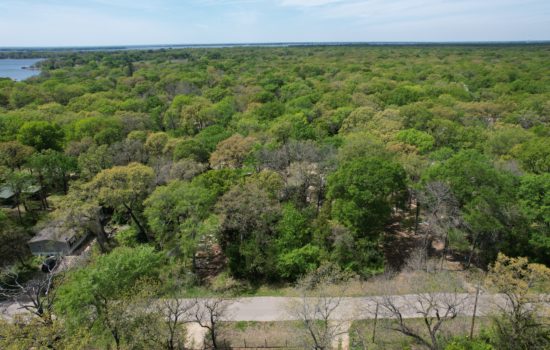 Secluded and Serene: Mobile Home Friendly Lot in a Lake Community in Mabank, TX!